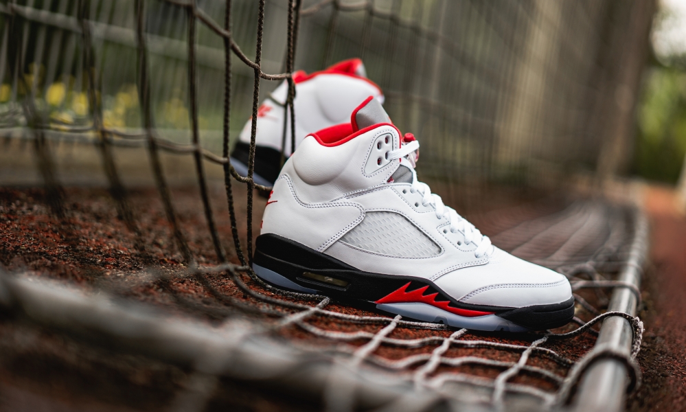 6月27日 発売予定 AIR JORDAN 5 RETRO FIRE RED (DA1911-102 ...