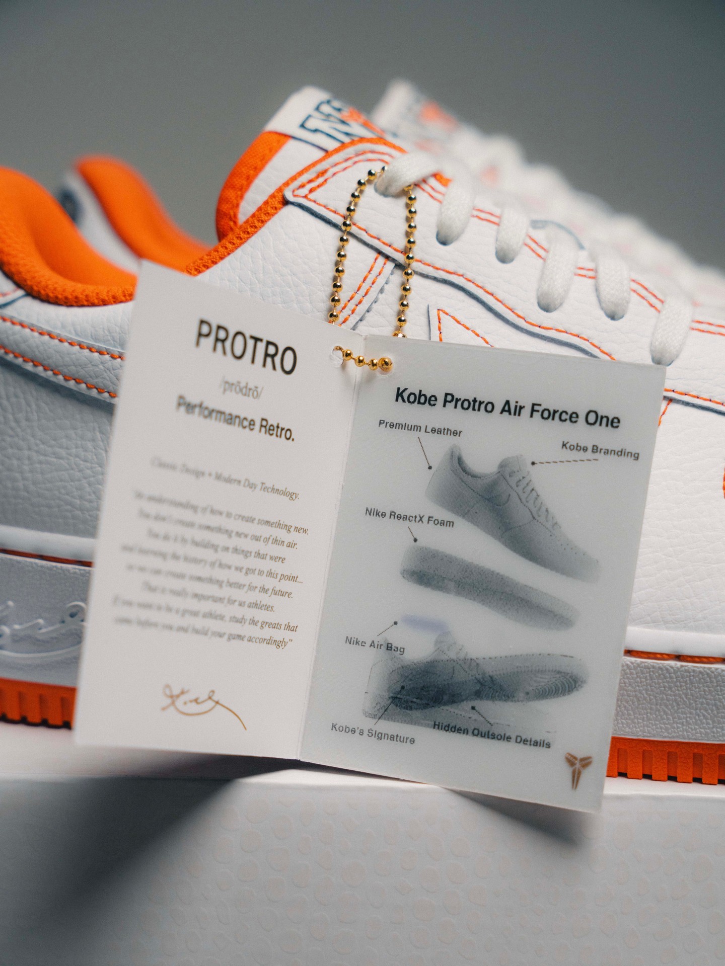 Nike Air Force 1 Low Protro White and Safety Orange ディテール